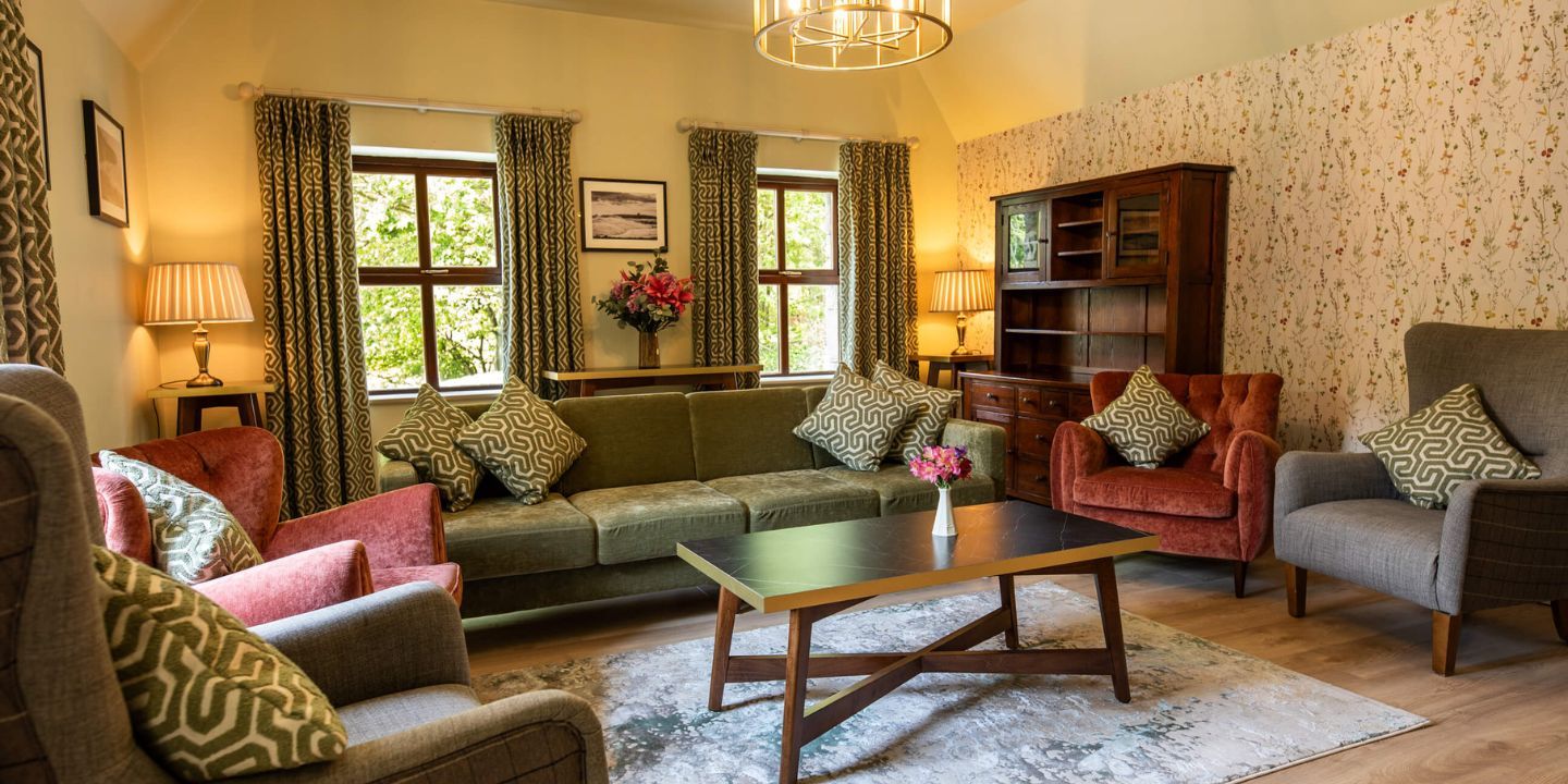 lodge sitting room (1)